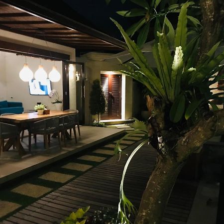 Villa Apanya Sanur Екстериор снимка